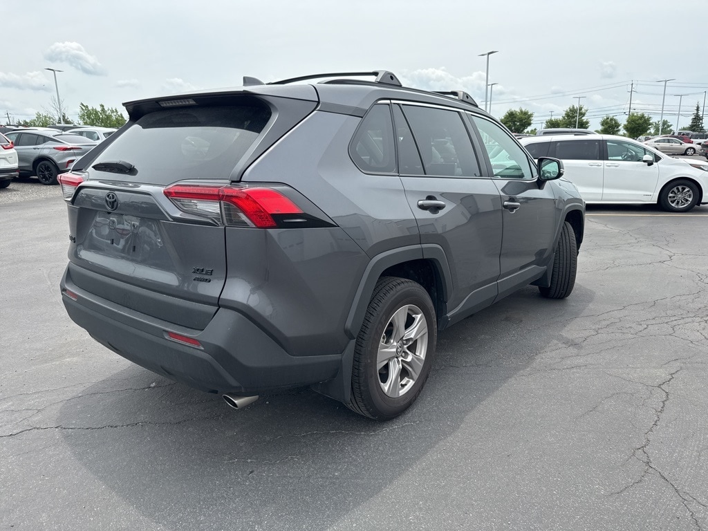 Used 2023 Toyota RAV4 XLE with VIN 2T3P1RFV4PC376887 for sale in Kansas City