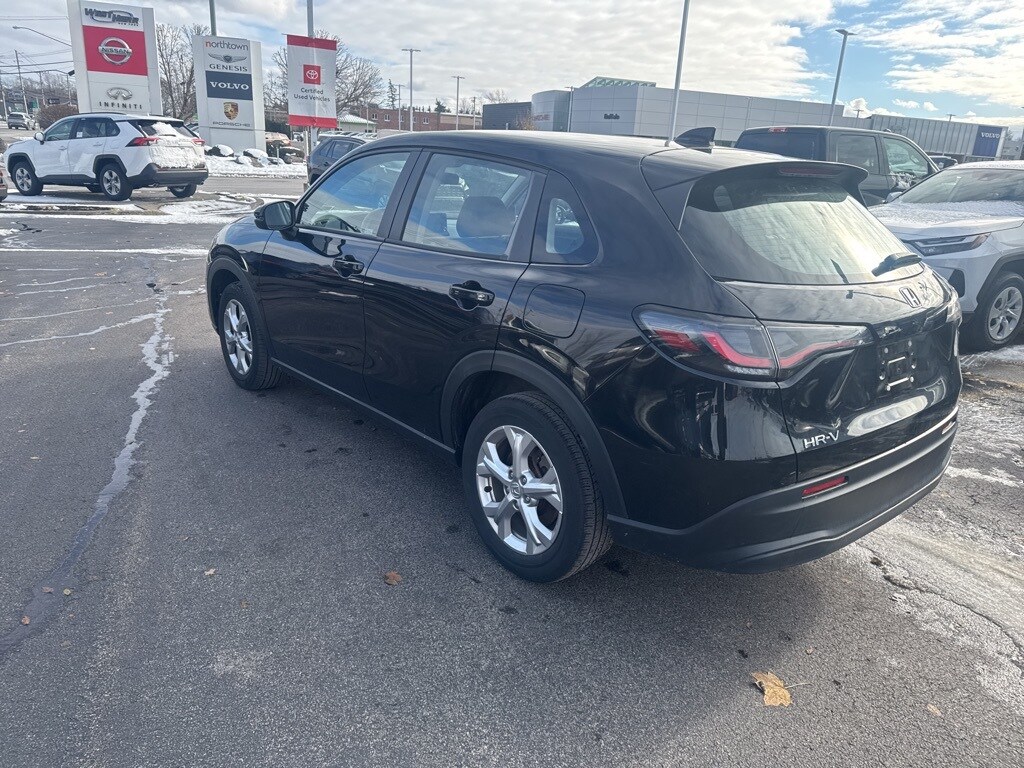 Used 2023 Honda HR-V LX AWD SUV