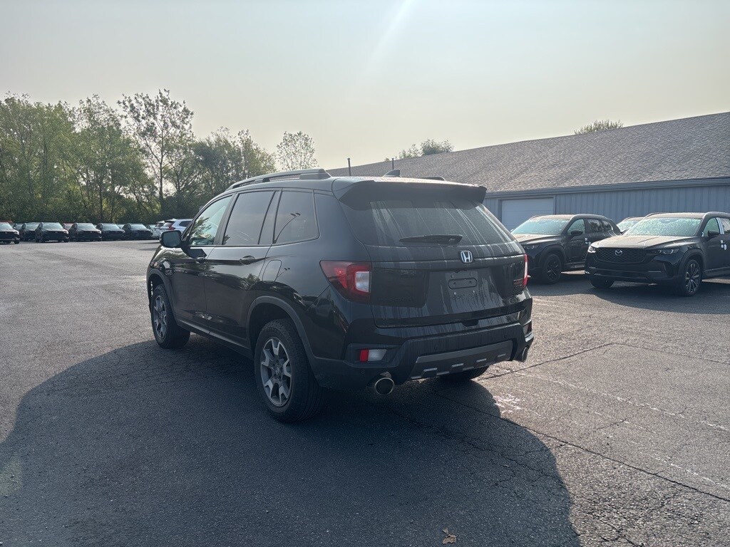 2022 Honda Passport TrailSport photo 4