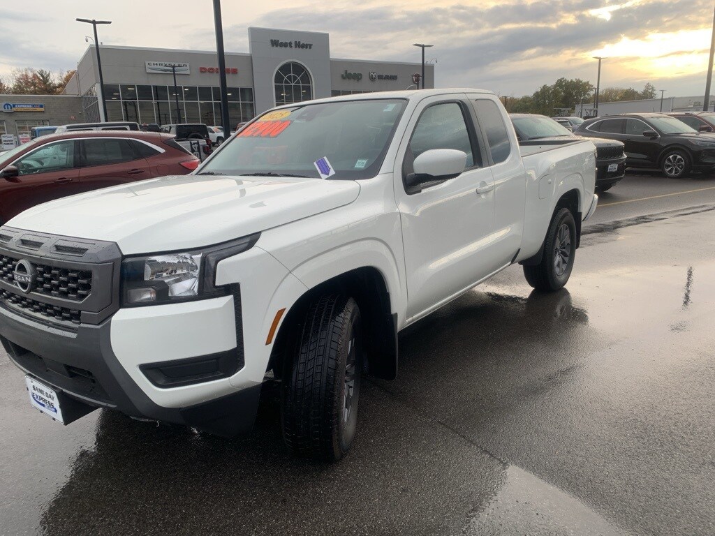 Used 2025 Nissan Frontier SV Truck King Cab