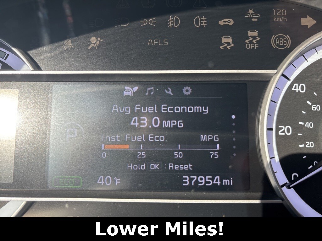 2019 Kia Niro LX photo 3