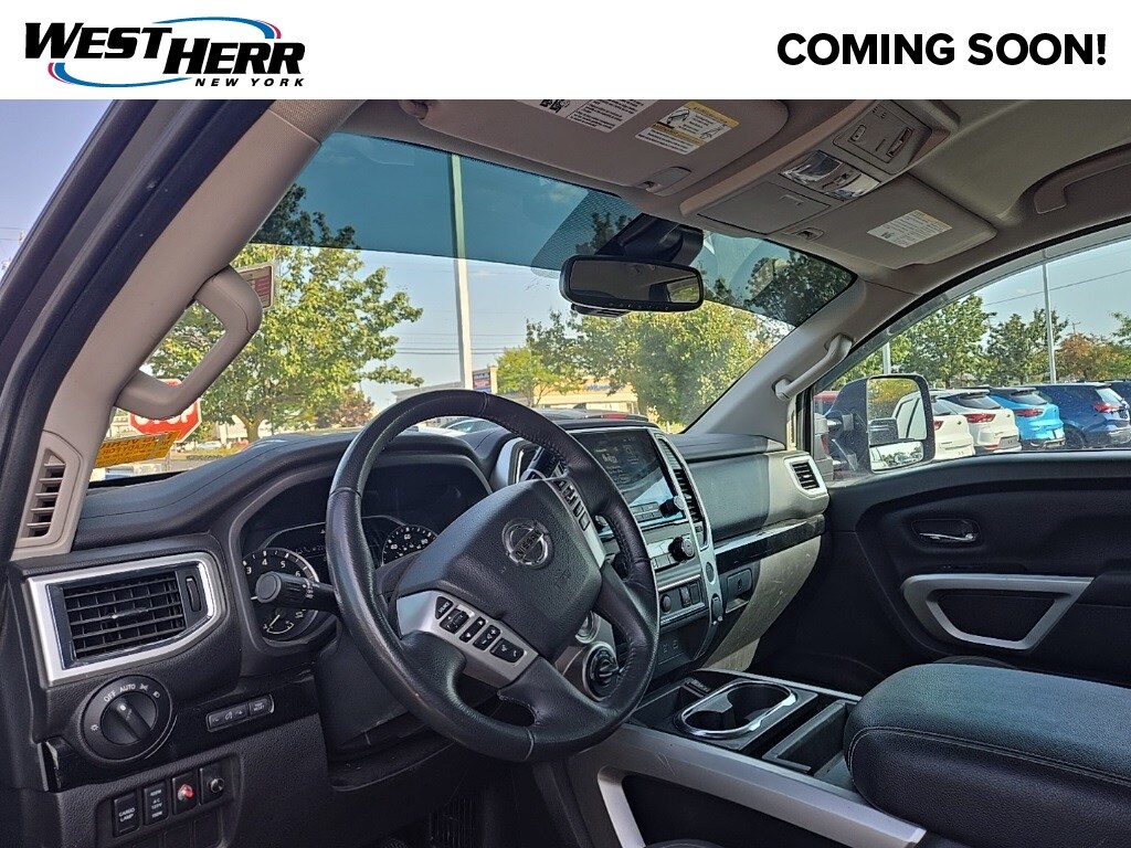 2021 Nissan Titan SV photo 2