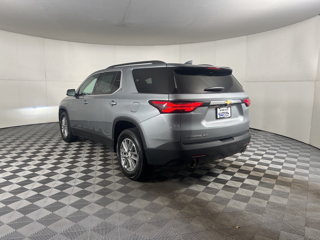Used 2023 Chevrolet Traverse LT Cloth w/1LT SUV