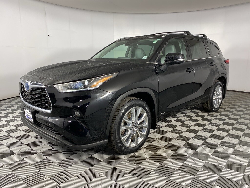 Used 2023 Toyota Highlander Hybrid Limited SUV
