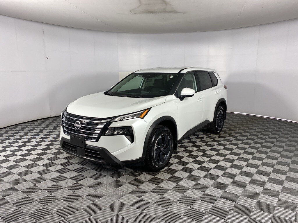 2025 Nissan Rogue SV photo 3