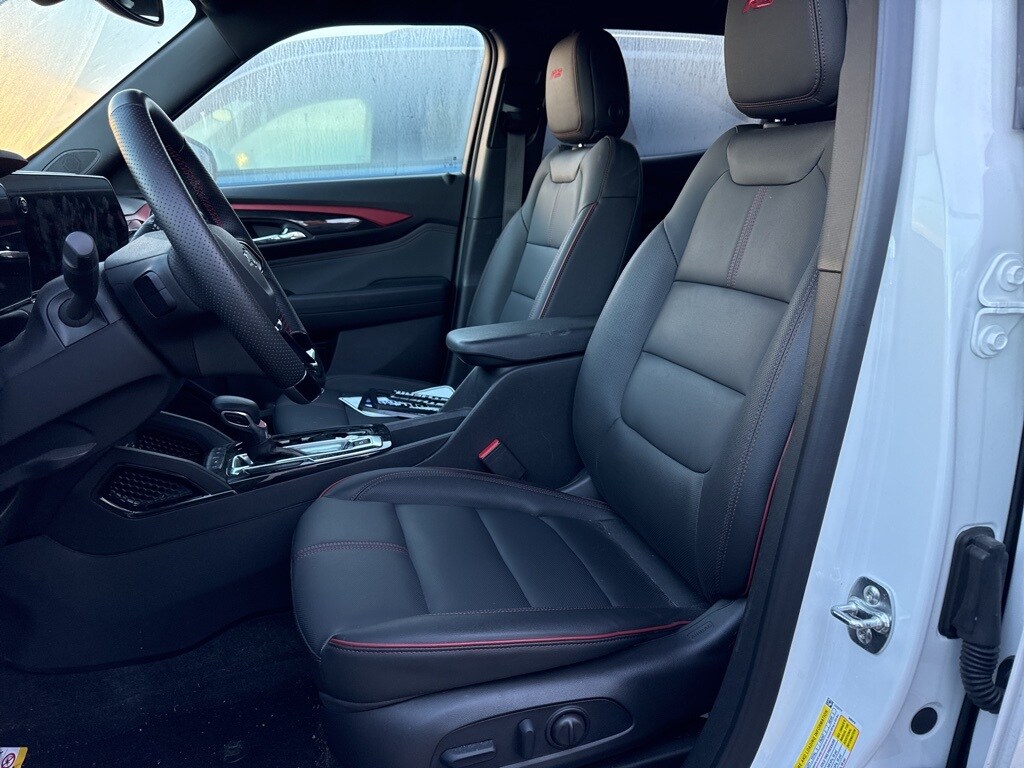 2025 Chevrolet Trailblazer RS photo 3