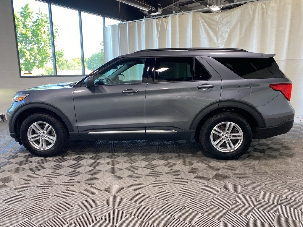 2022 Ford Explorer XLT photo 4