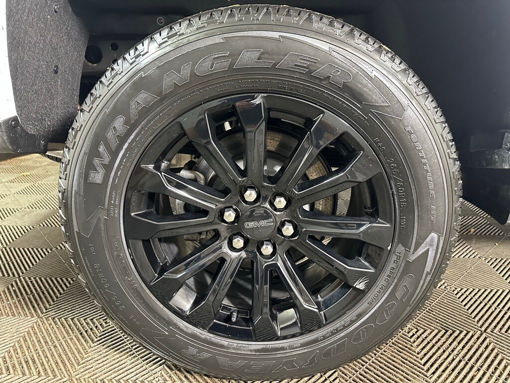 Used 2022 GMC Canyon Elevation Truck Crew Cab