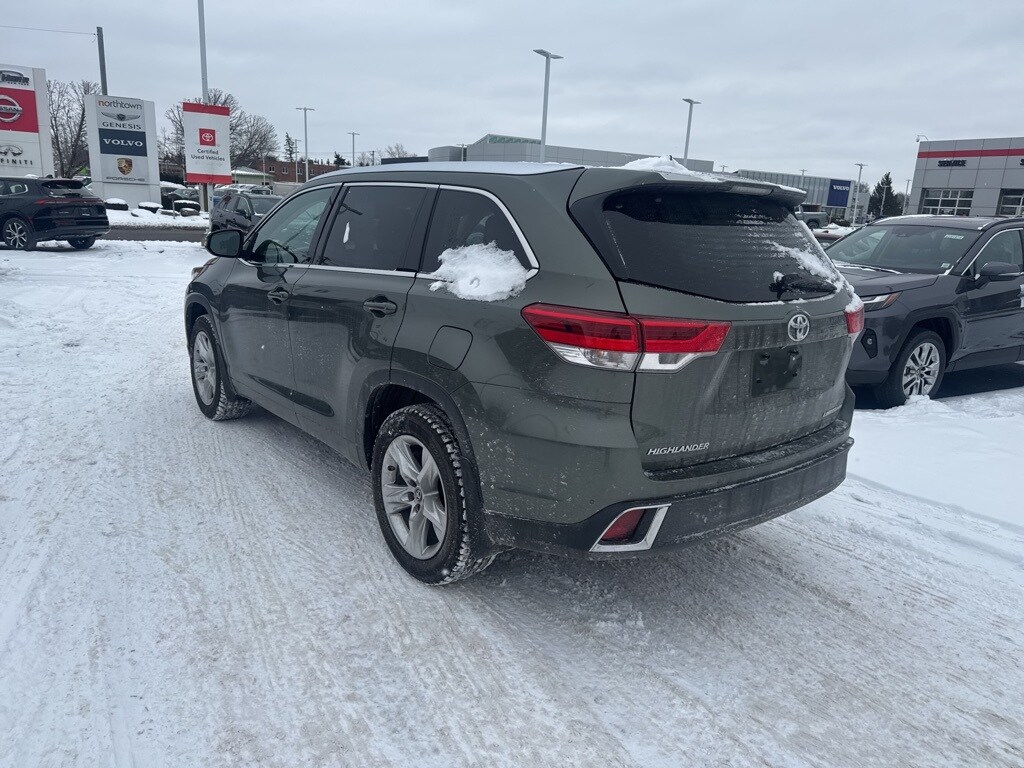 Used 2018 Toyota Highlander Limited V6 SUV