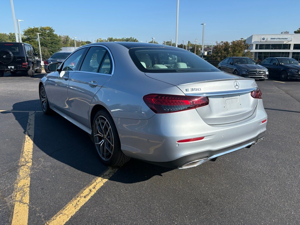 2022 Mercedes Benz E 350 4MATIC Sedan photo 3
