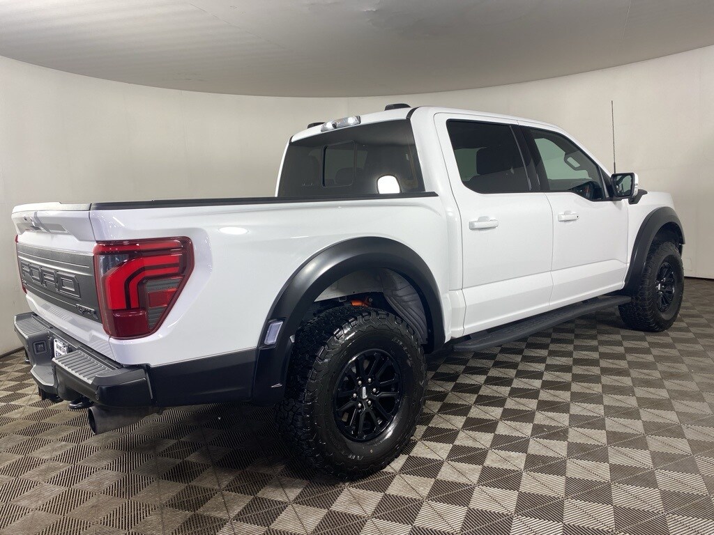 2024 Ford F-150 Raptor photo 3