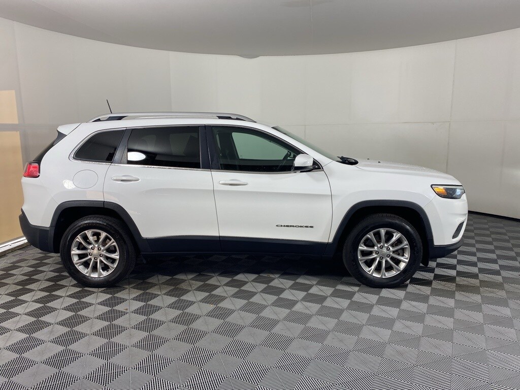 Used 2019 Jeep Cherokee Latitude 4x4 SUV