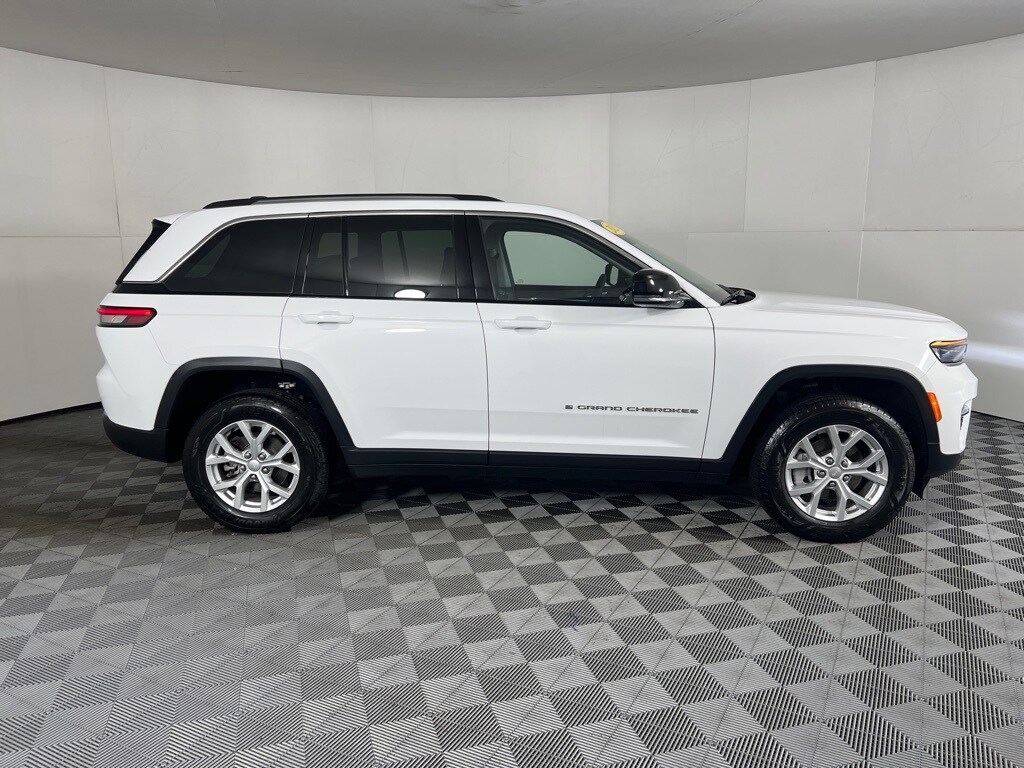 2023 Jeep Grand Cherokee Limited photo 4