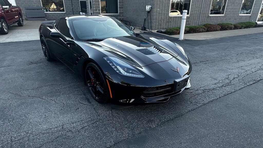 2016 Chevrolet Corvette Stingray 1LT photo 4