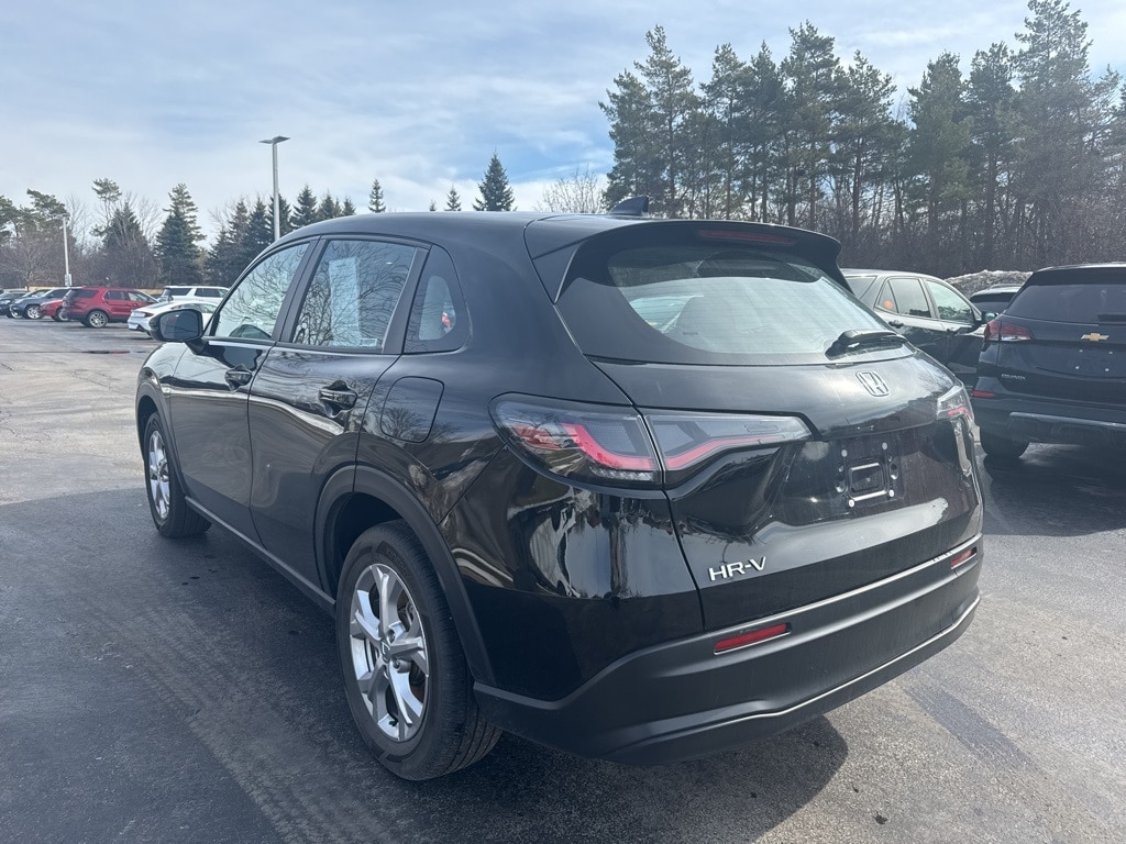 Used 2025 Honda HR-V LX SUV