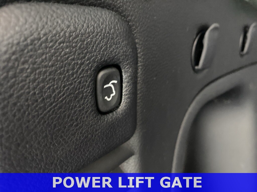 2022 Jeep Cherokee Limited photo 3