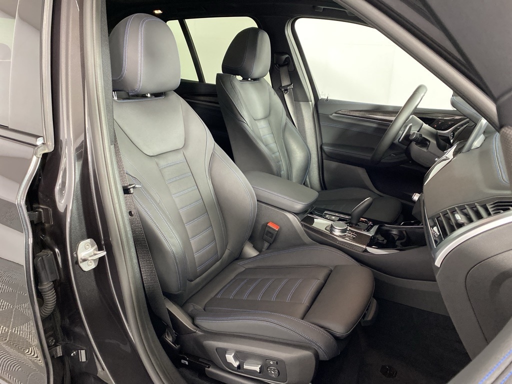 Used 2020 BMW X3 40i with VIN 5UXTY9C09L9D58687 for sale in Bowmansville, NY