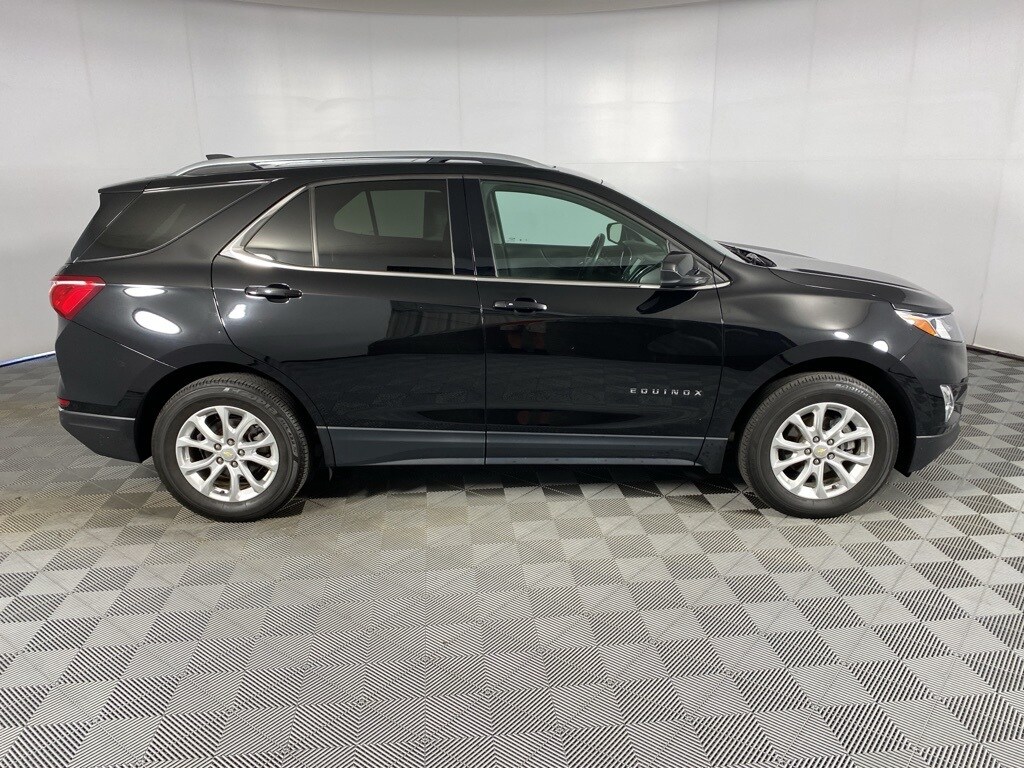 2020 Chevrolet Equinox LT photo 4