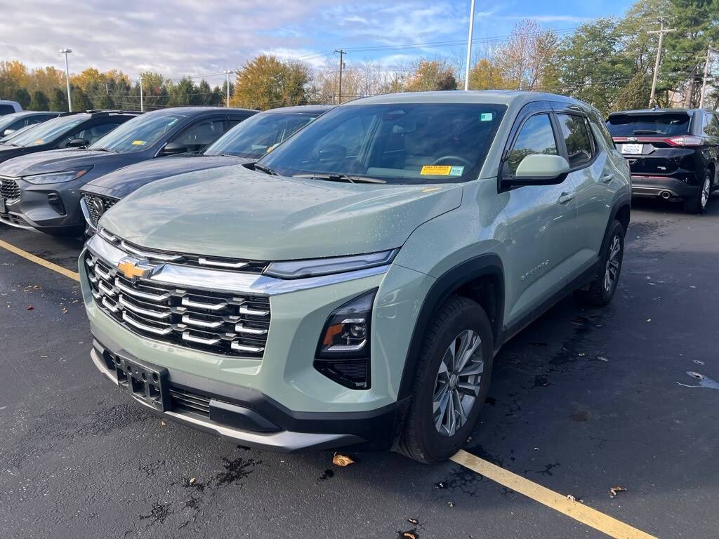 2026 Chevrolet Equinox LT photo 4