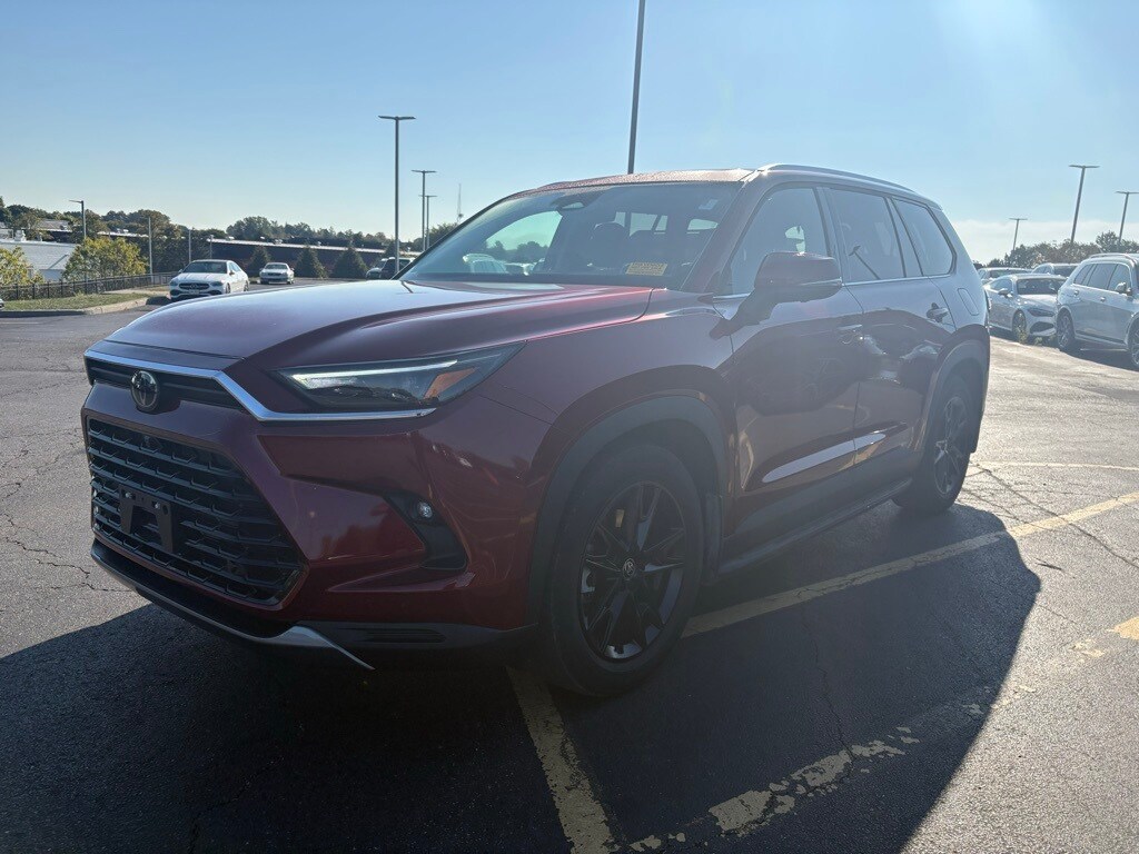2025 Toyota Grand Highlander Platinum photo 3