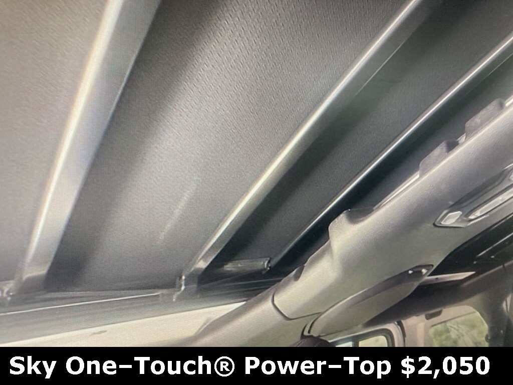 2022 Jeep Wrangler Unlimited 4xe Sahara High Altitude photo 2