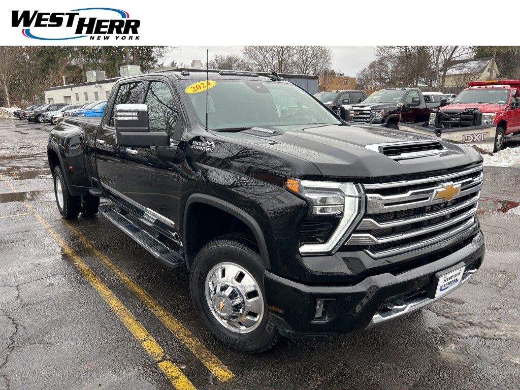 Used 2024 Chevrolet Silverado 3500 HD High Country Truck Crew Cab
