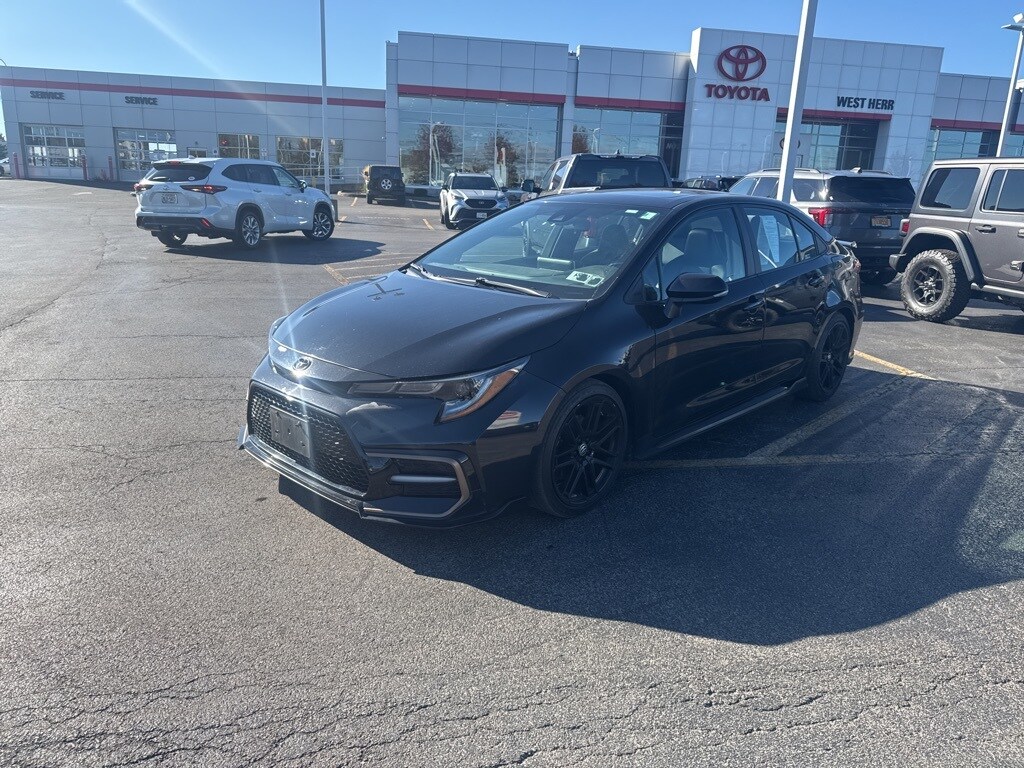 2021 Toyota Corolla XSE photo 3