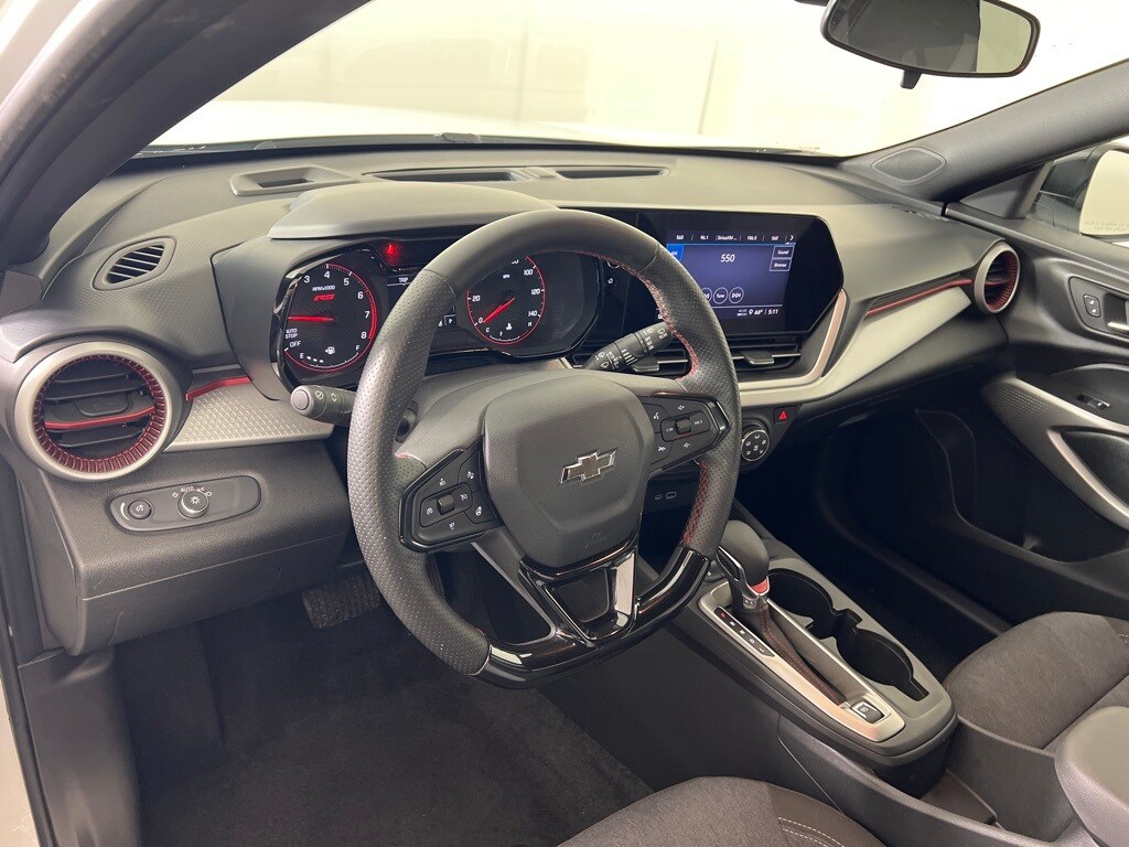 Used 2024 Chevrolet Trax 1RS SUV