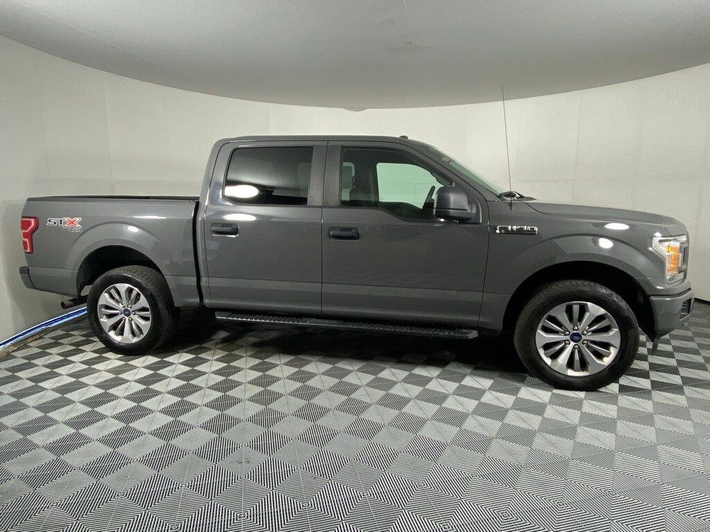 2018 Ford F-150 XL photo 2