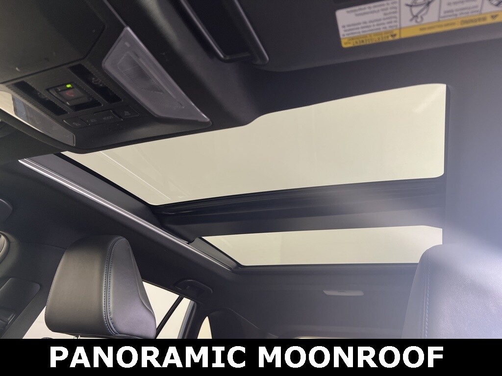 Used 2022 Toyota RAV4 Hybrid XSE SUV