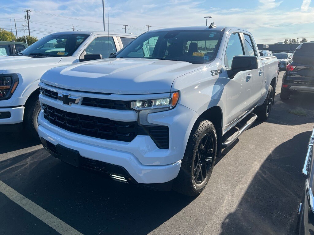 2023 Chevrolet Silverado 1500 RST photo 4