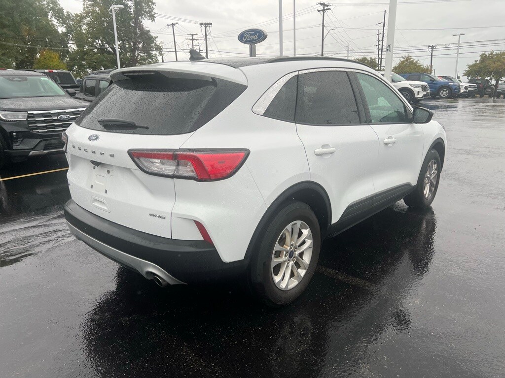 Used 2022 Ford Escape SE SUV