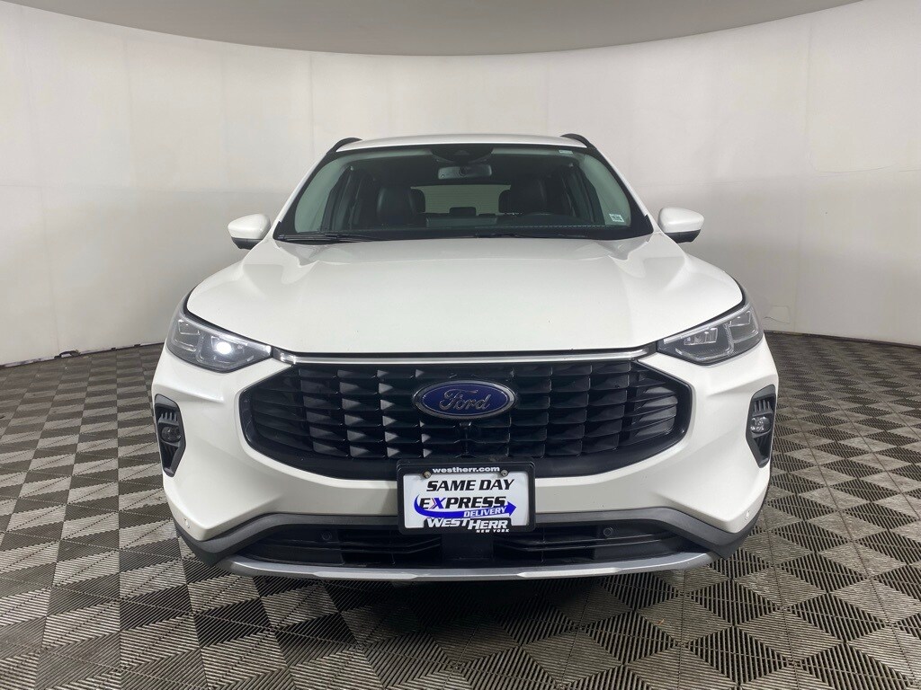 2024 Ford Escape Platinum photo 4