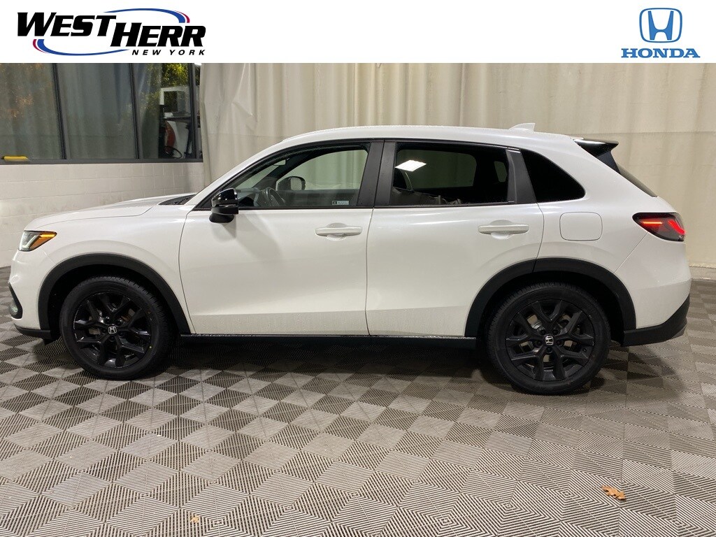 Used 2023 Honda HR-V Sport AWD SUV
