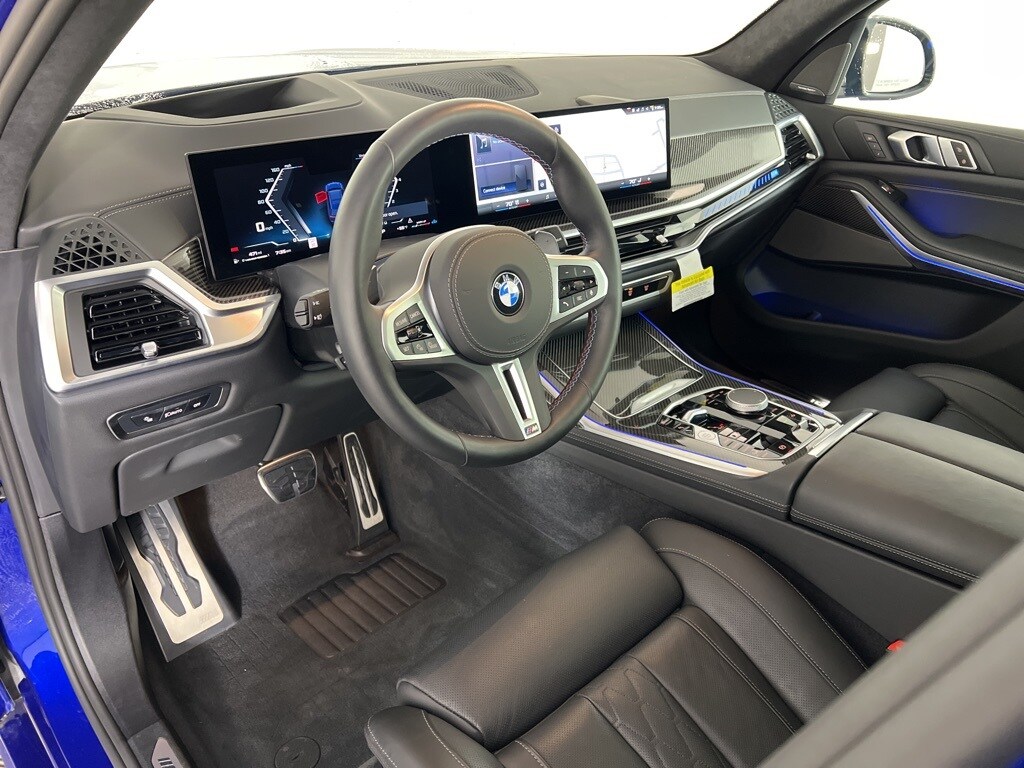 2025 Bmw X7 M60i photo 2