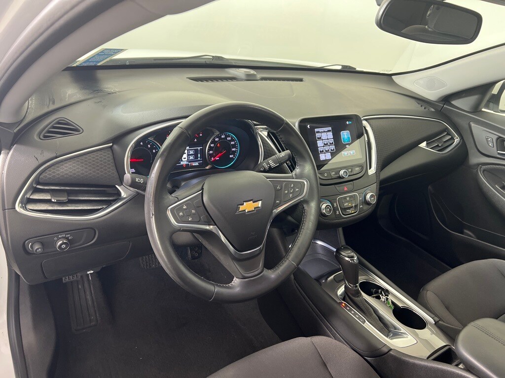 Used 2018 Chevrolet Malibu LT Sedan