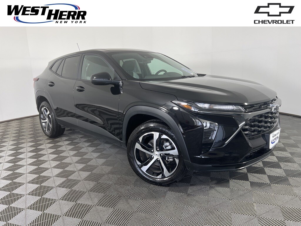 Used 2025 Chevrolet Trax 1RS SUV