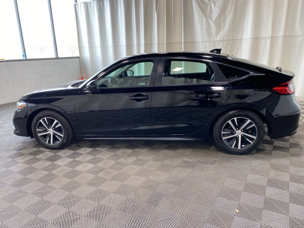 Used 2022 Honda Civic LX Hatchback