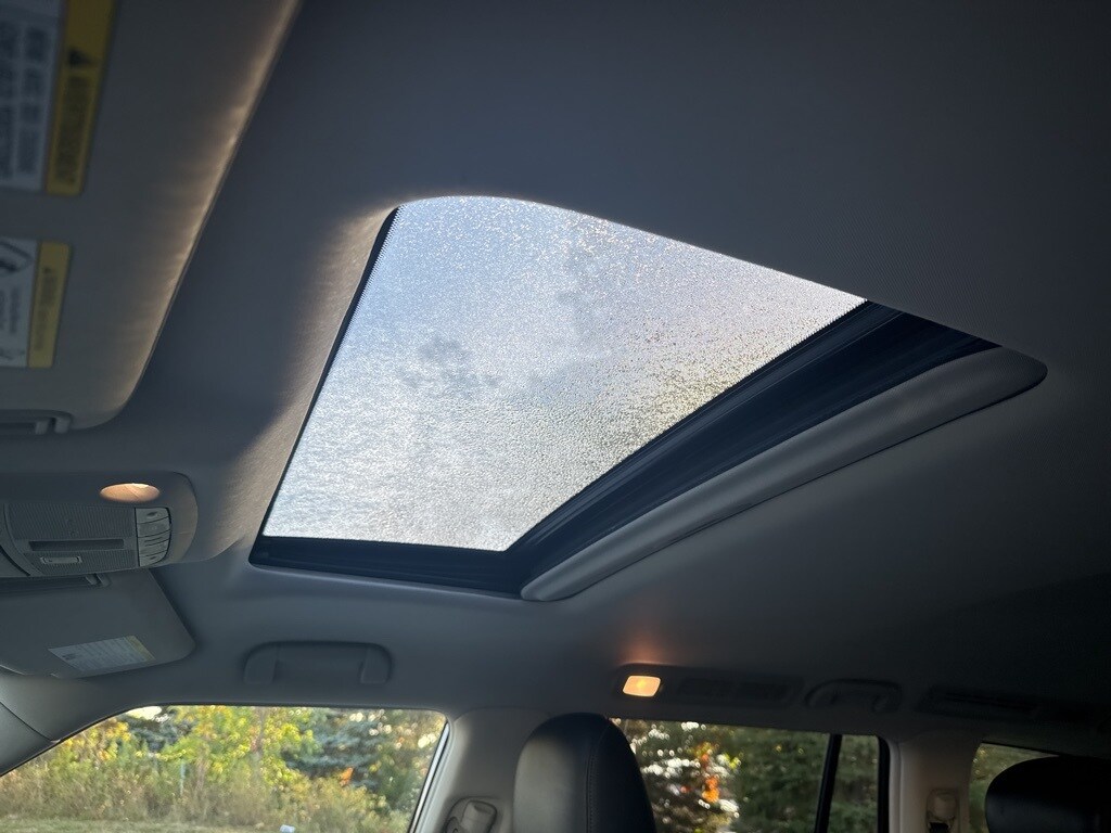 2021 Infiniti QX80 Luxe photo 4