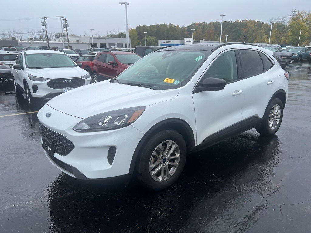 Used 2022 Ford Escape SE SUV