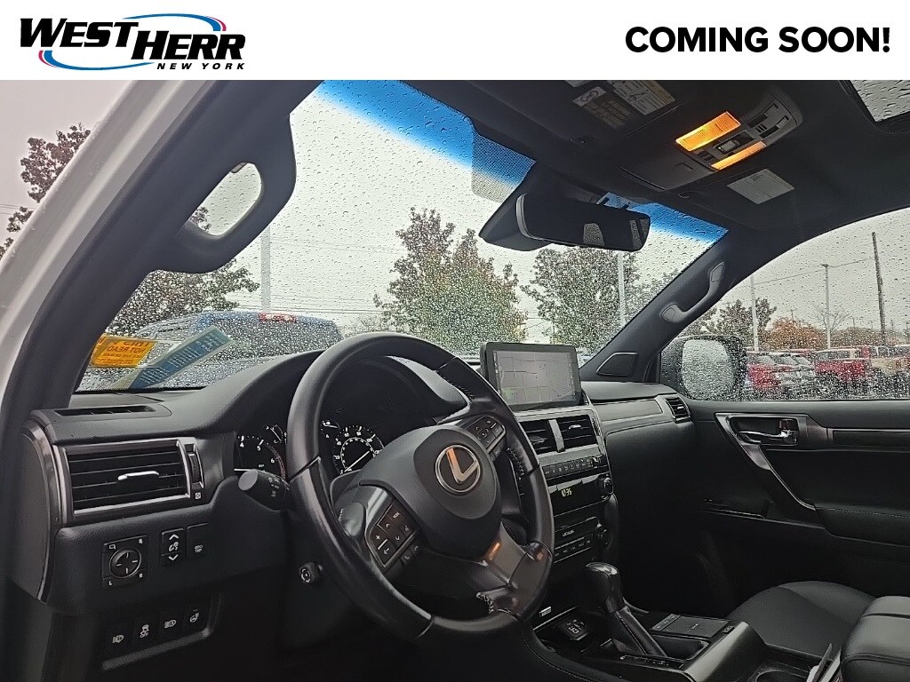 2022 Lexus GX 460 photo 2