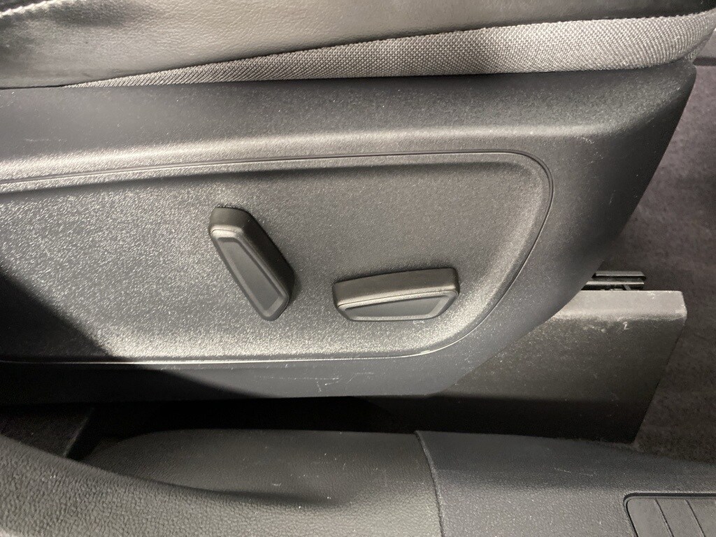 2024 Ford Escape Platinum photo 3