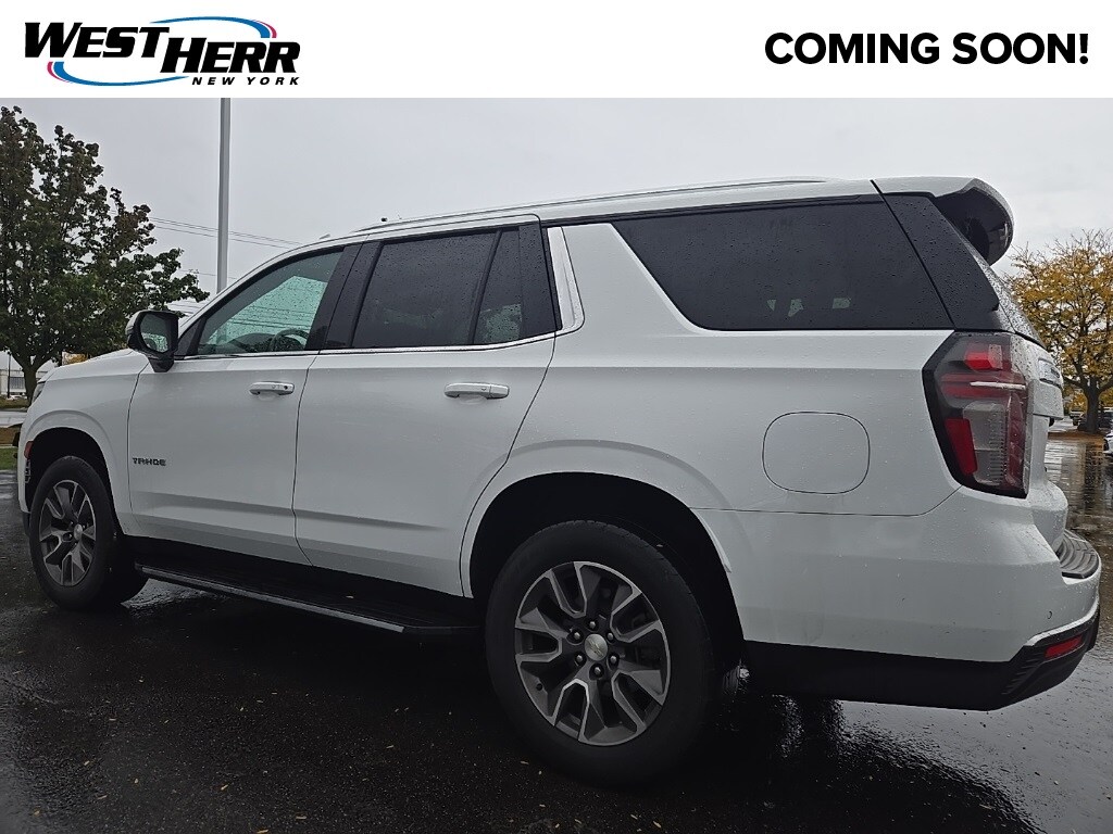 2022 Chevrolet Tahoe LT photo 2