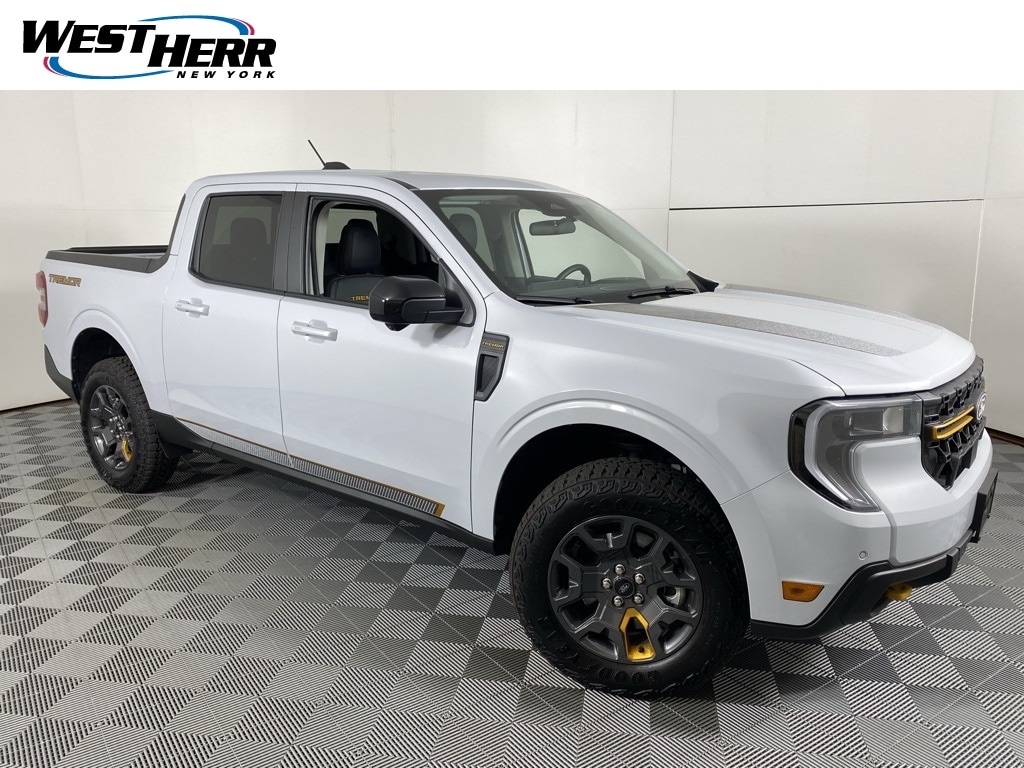 2025 Ford Maverick Tremor's photo