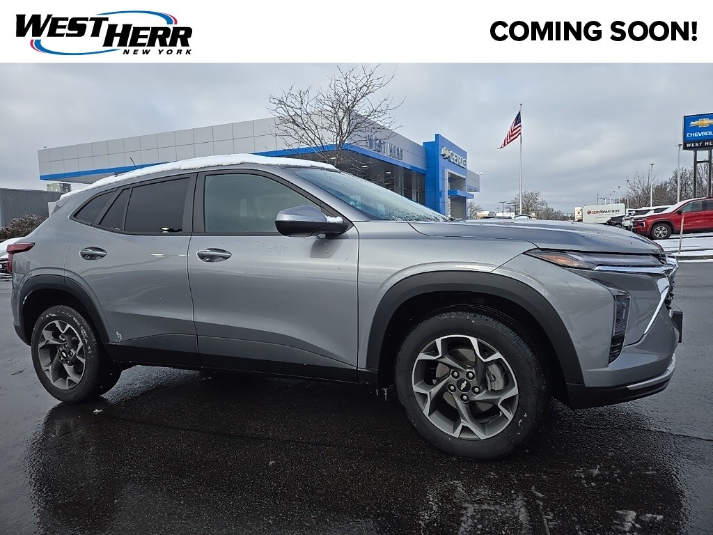 Used 2024 Chevrolet Trax LT SUV