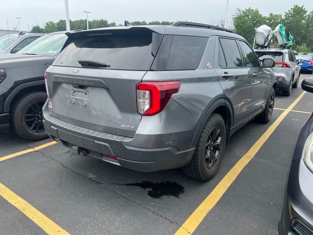 2022 Ford Explorer Timberline photo 2