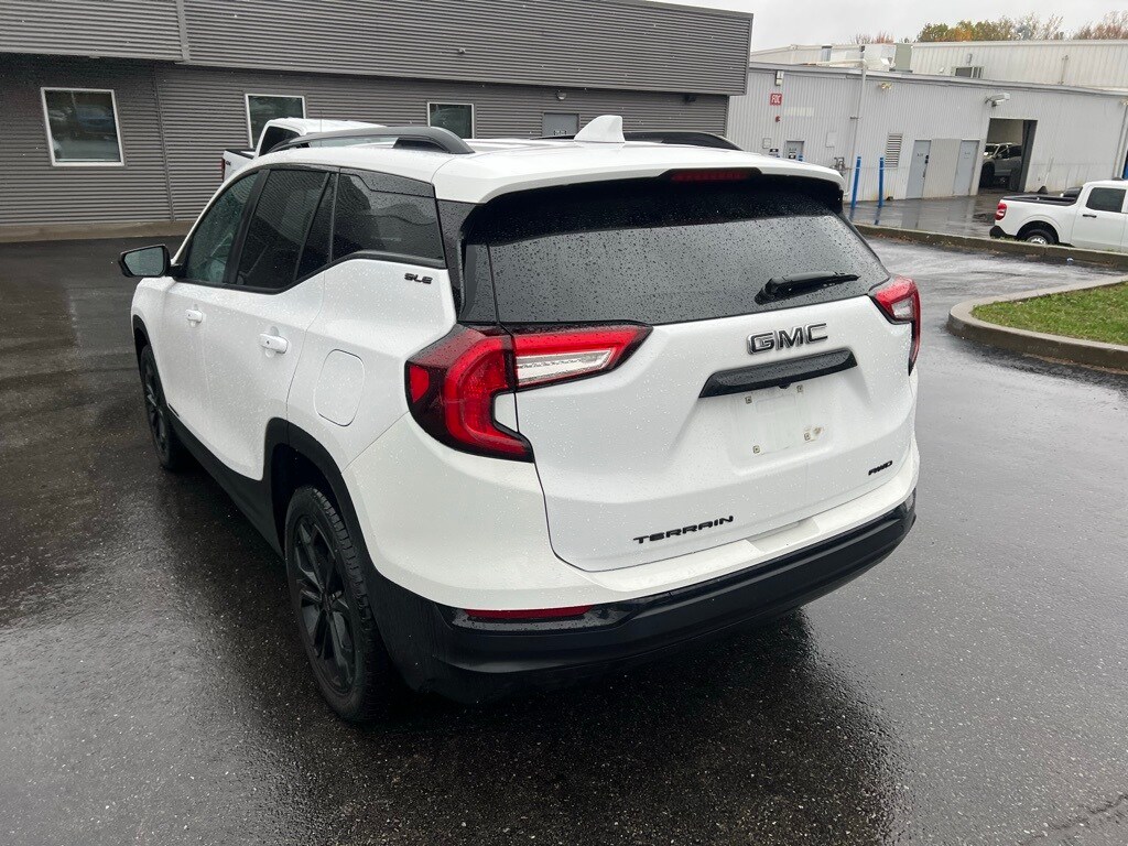 Used 2022 GMC Terrain SLE SUV