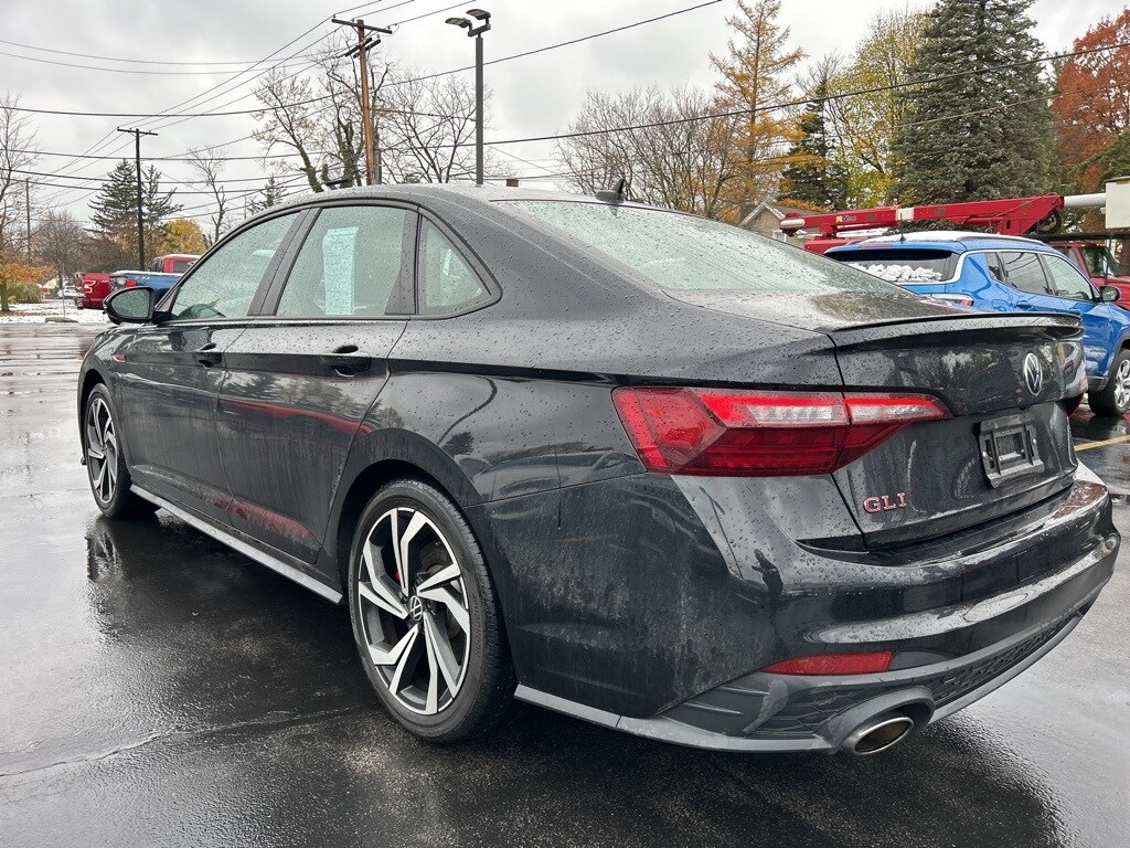 2024 Volkswagen Jetta GLI 2.0T Autobahn photo 2