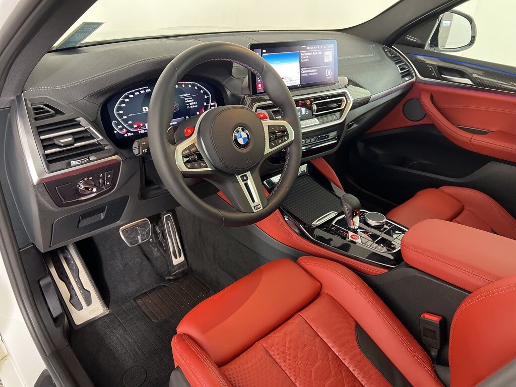2025 Bmw X4 photo 2
