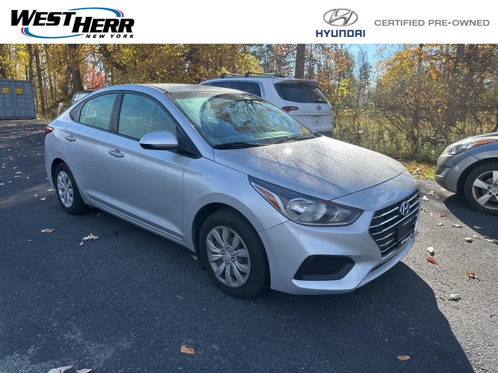 Used 2021 Hyundai Accent SE Sedan